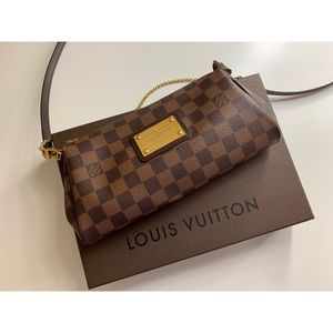 LOUIS VUITTON Damier Ebene Eva Clutch